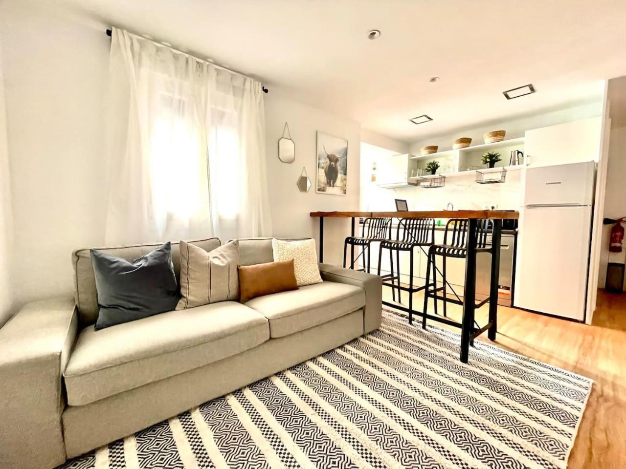 Moderno Apartamento Cerca Del Metro Bilbao Ngoại thất bức ảnh